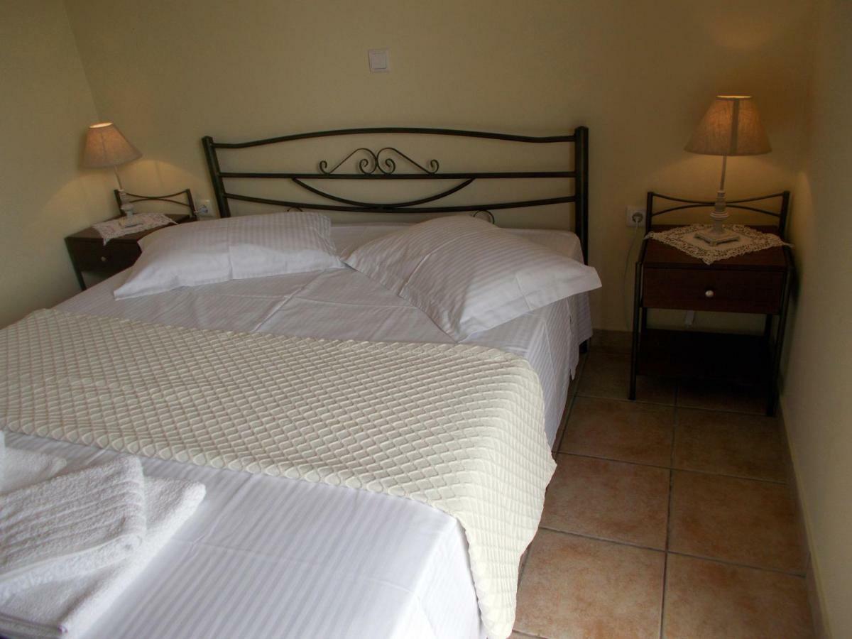 Villa Aphrodite Ríza Extérieur photo